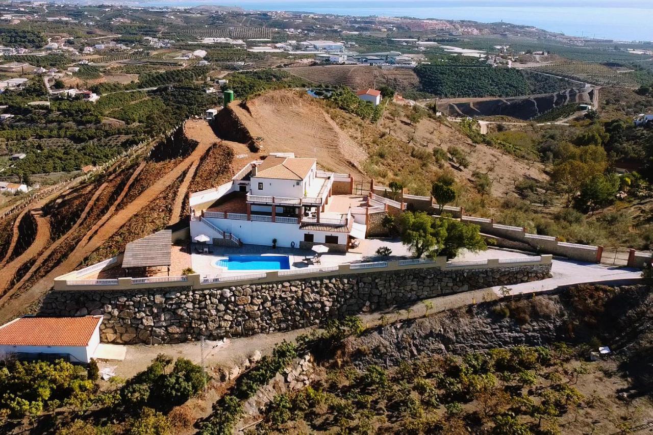 Villa El Palomar Azul With Pool And Sea View Benajarafe Exteriér fotografie